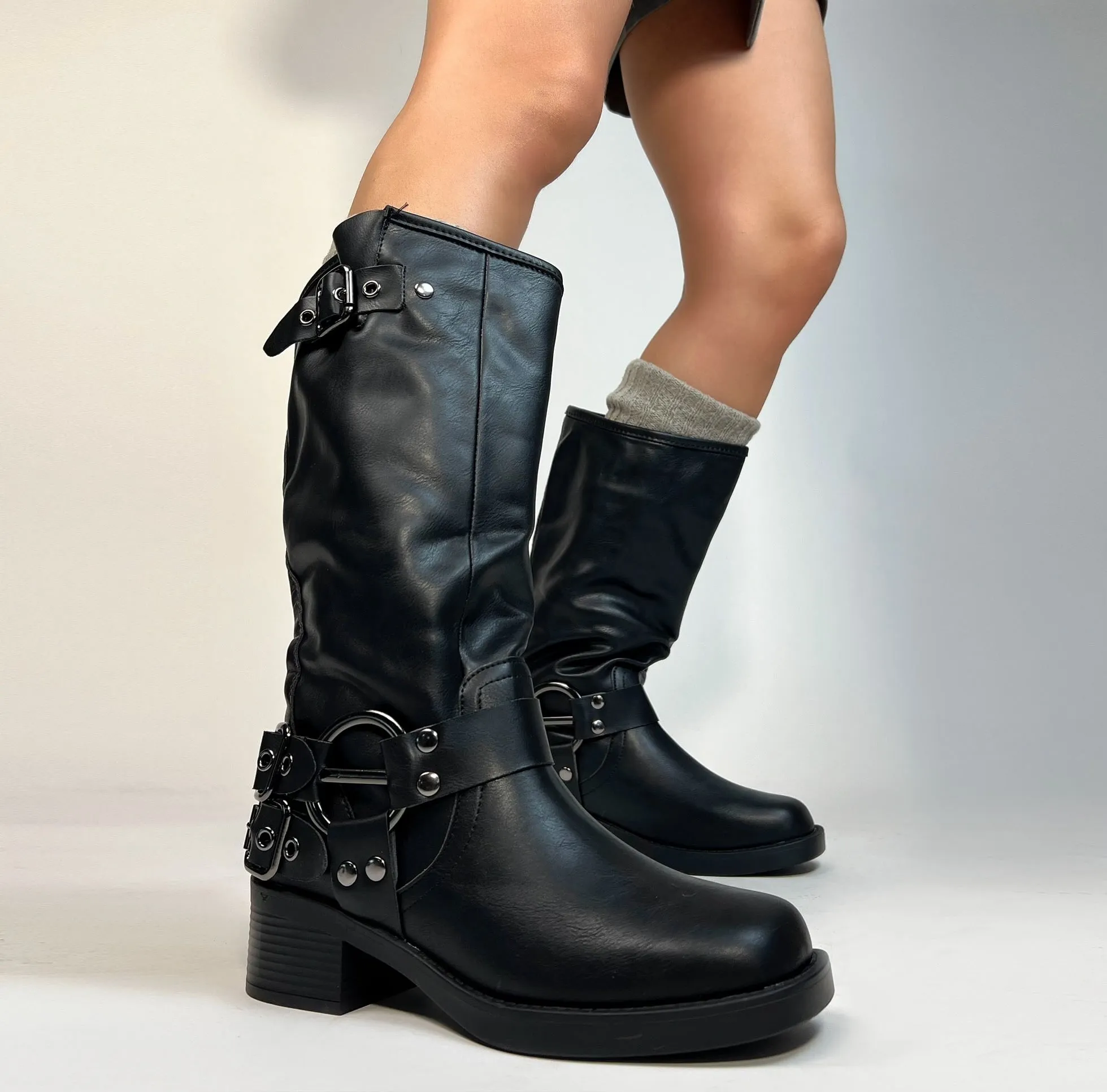 BOTAS DANISHA NEGRAS