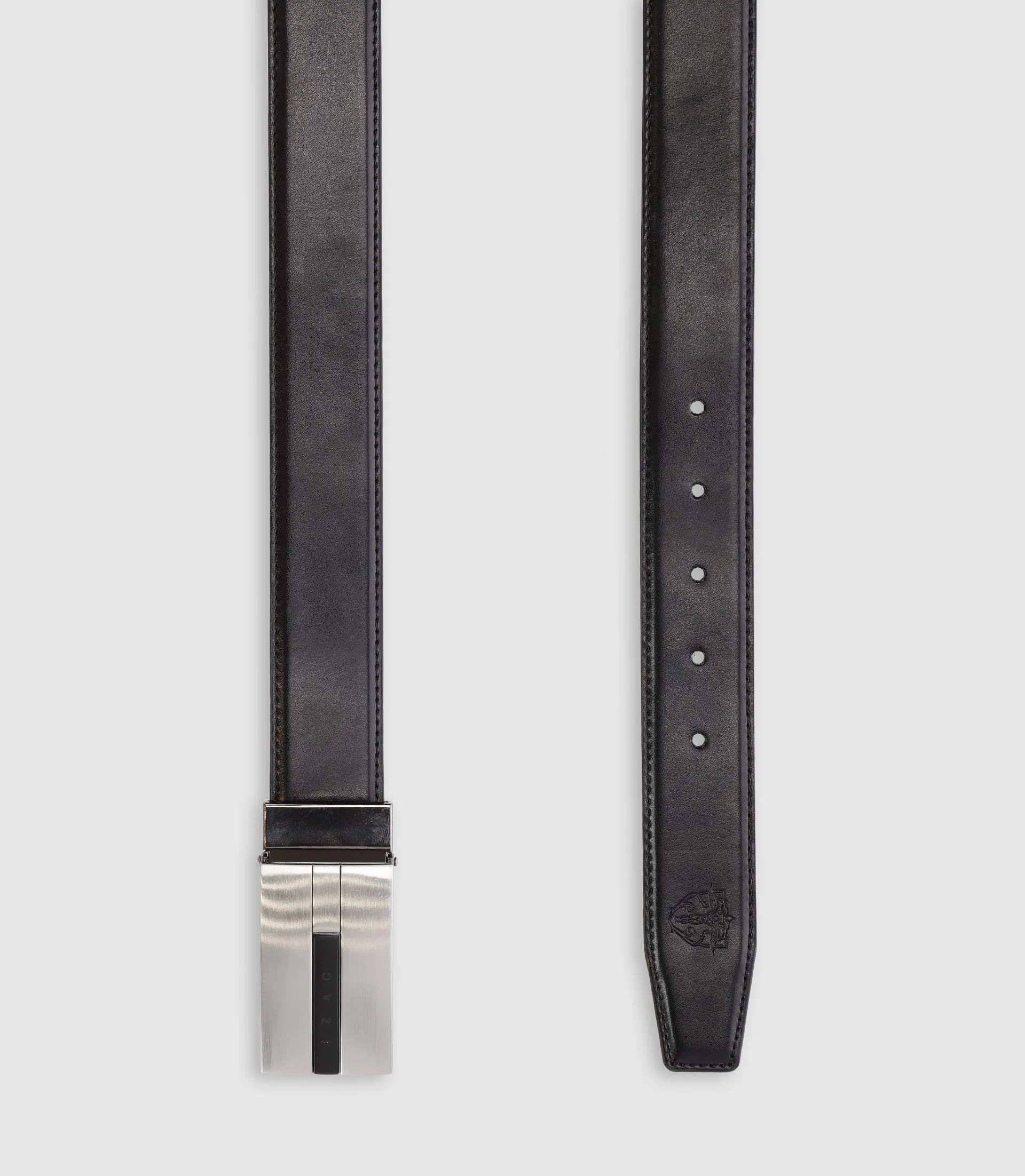 Ceinture avec gravure noire