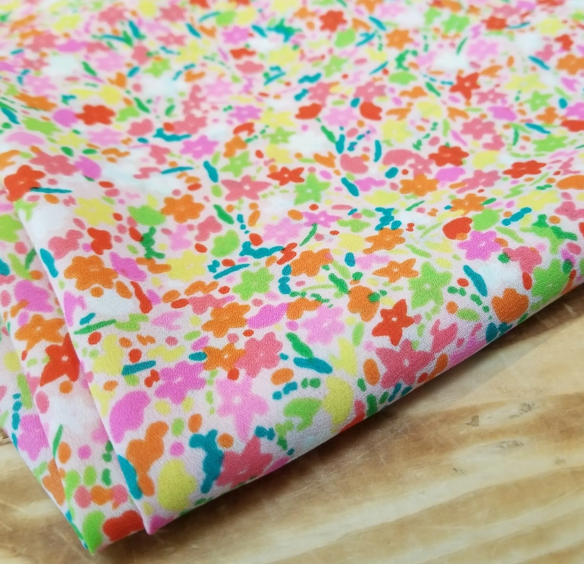 LA FINCH 5 yard precut: 5 yards of Designer Deadstock Orange and Pink Saguaro Floral Poly Blousewear Wove