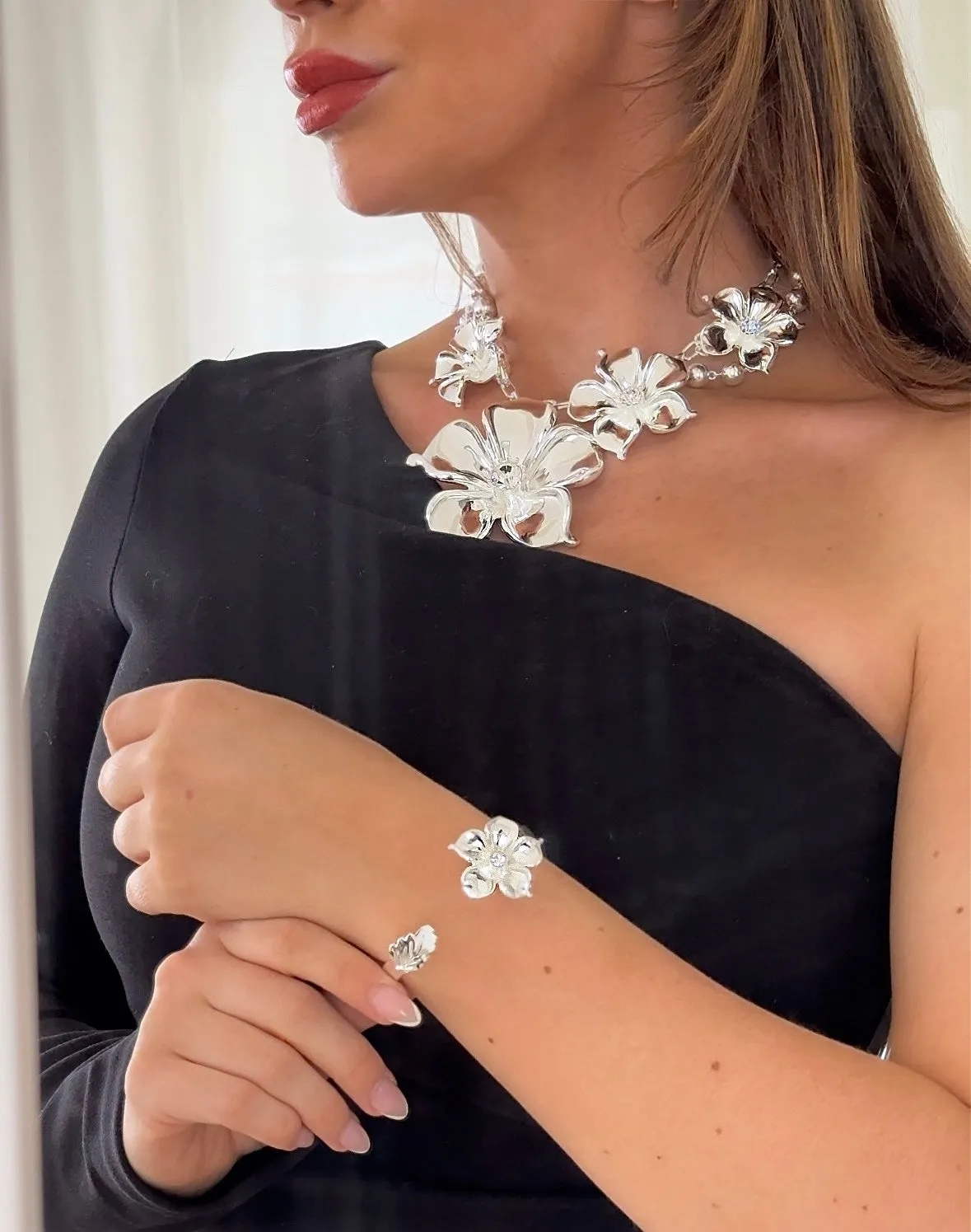 LA FLEUR FIELD HALSBAND